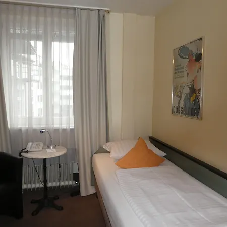 Monopol Centre Hotel Düsseldorf