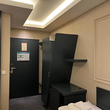 Hotel Adrett Koenigsallee Düsseldorf