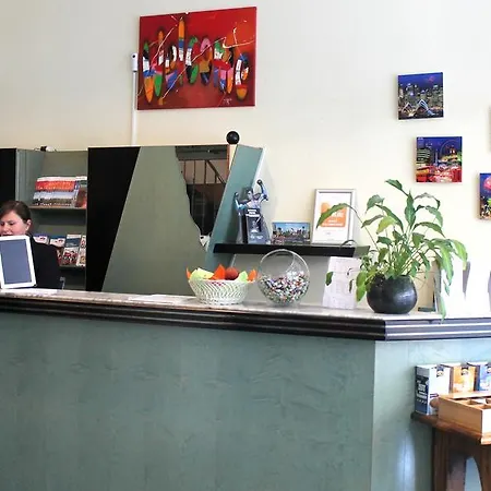 Hotel Adrett Koenigsallee 3*