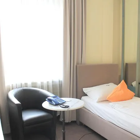 Hotel Adrett Koenigsallee Düsseldorf