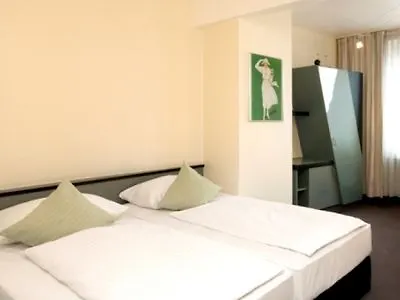 Hotel Adrett Koenigsallee