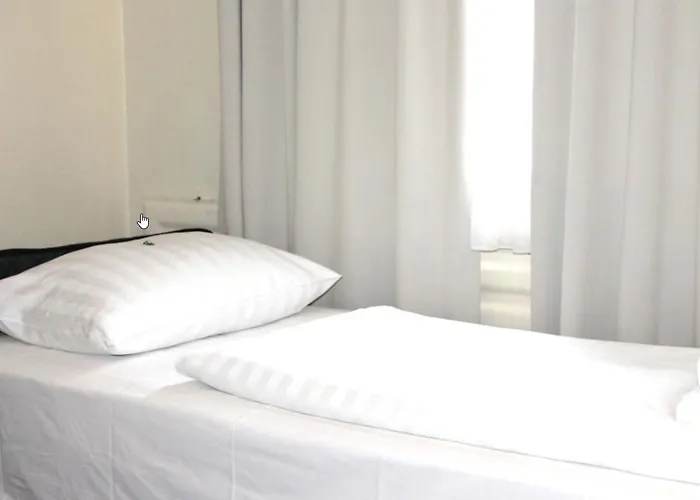 Adrett Koenigsallee Ντίσελντορφ