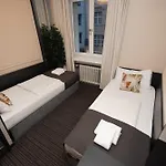 Adrett Koenigsallee 3*