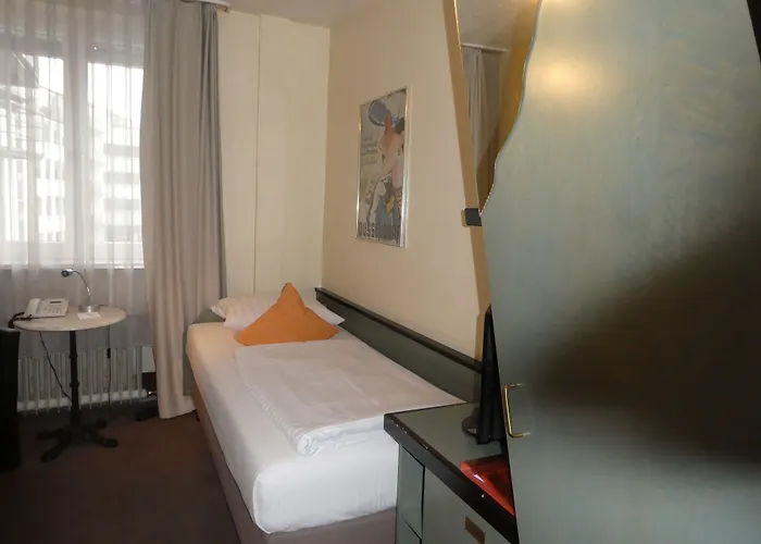 Hotel Adrett Koenigsallee