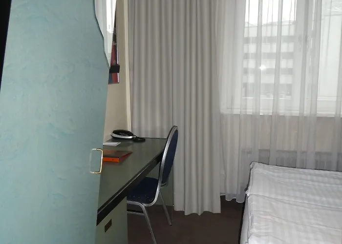 Adrett Koenigsallee 3* Düsseldorf