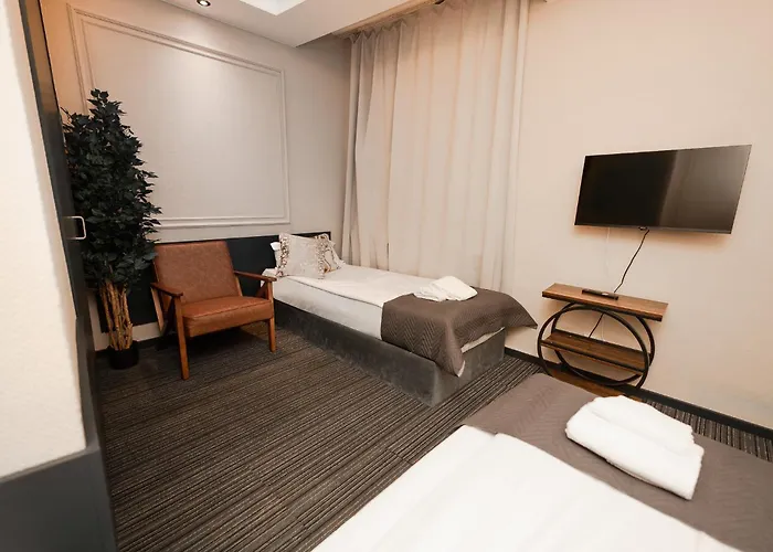 Hotel Adrett Koenigsallee