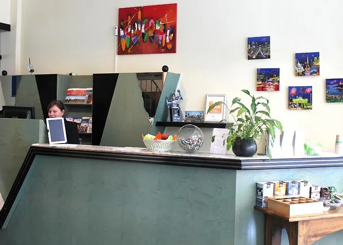 Hotel Adrett Koenigsallee 3*