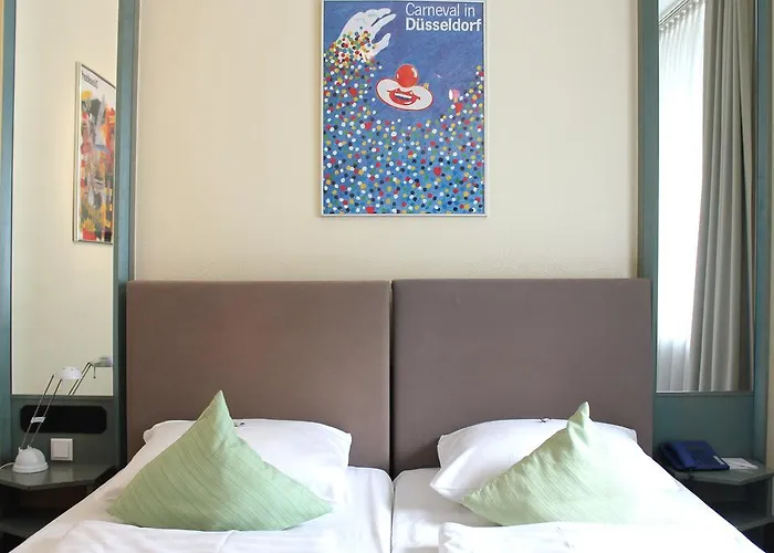 Hotel Adrett Koenigsallee