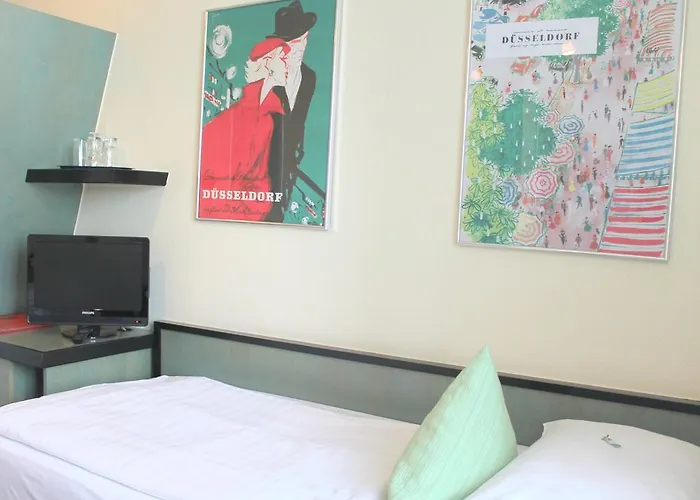 Hotel Adrett Koenigsallee